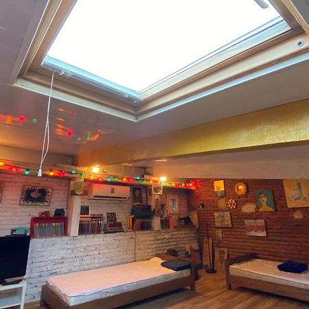 Art Apartment In Kala Tbilisi Historic District المظهر الخارجي الصورة
