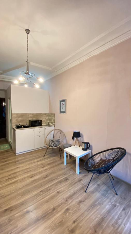 Art Apartment In Kala Tbilisi Historic District المظهر الخارجي الصورة