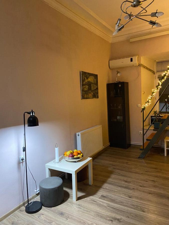 Art Apartment In Kala Tbilisi Historic District المظهر الخارجي الصورة